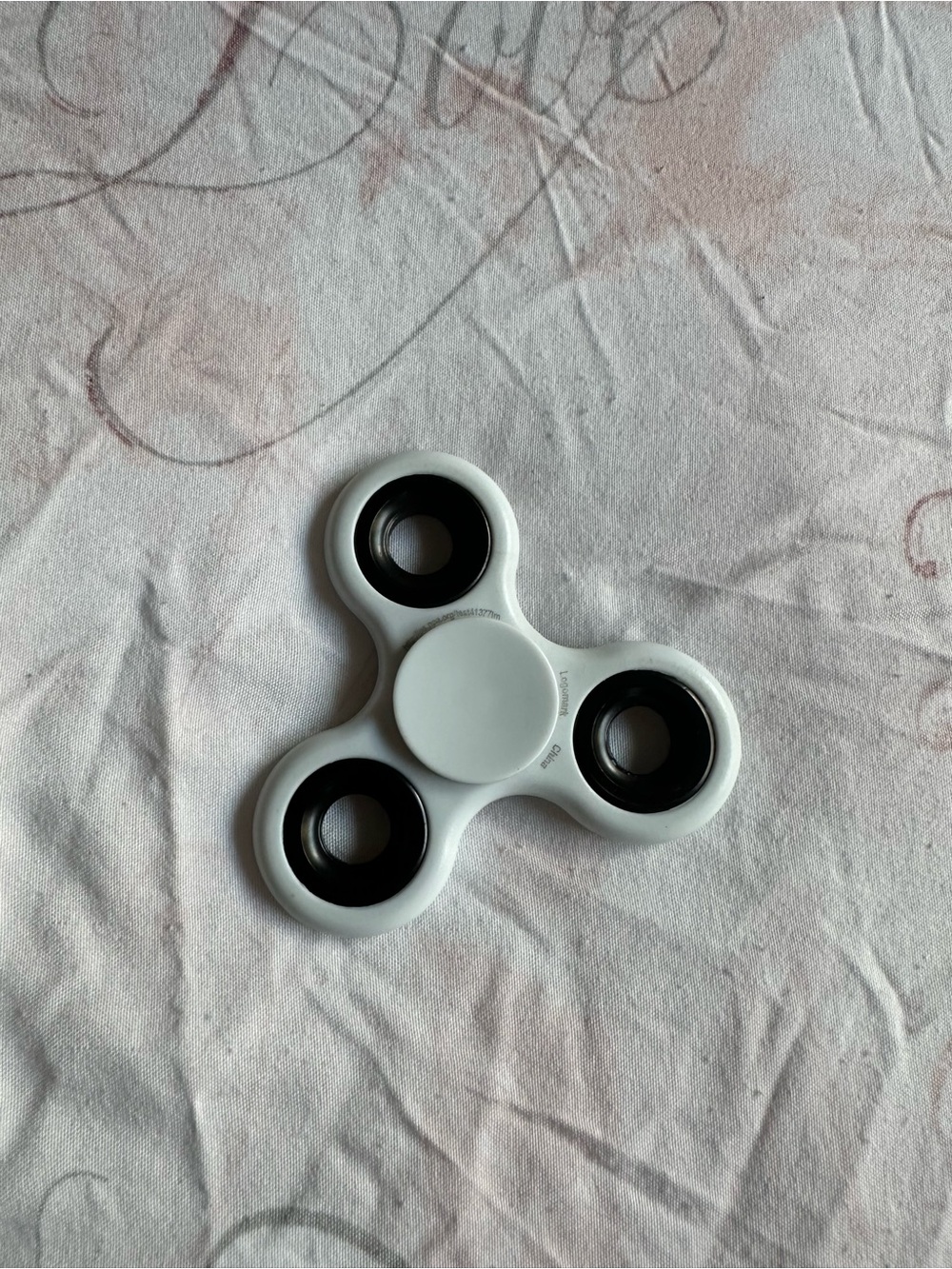White Fidget Spinner Toy for Kids - Smooth Hand Spinner